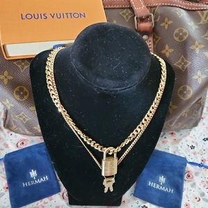 Authentic Louis vuitton lock&keys on hermah chains